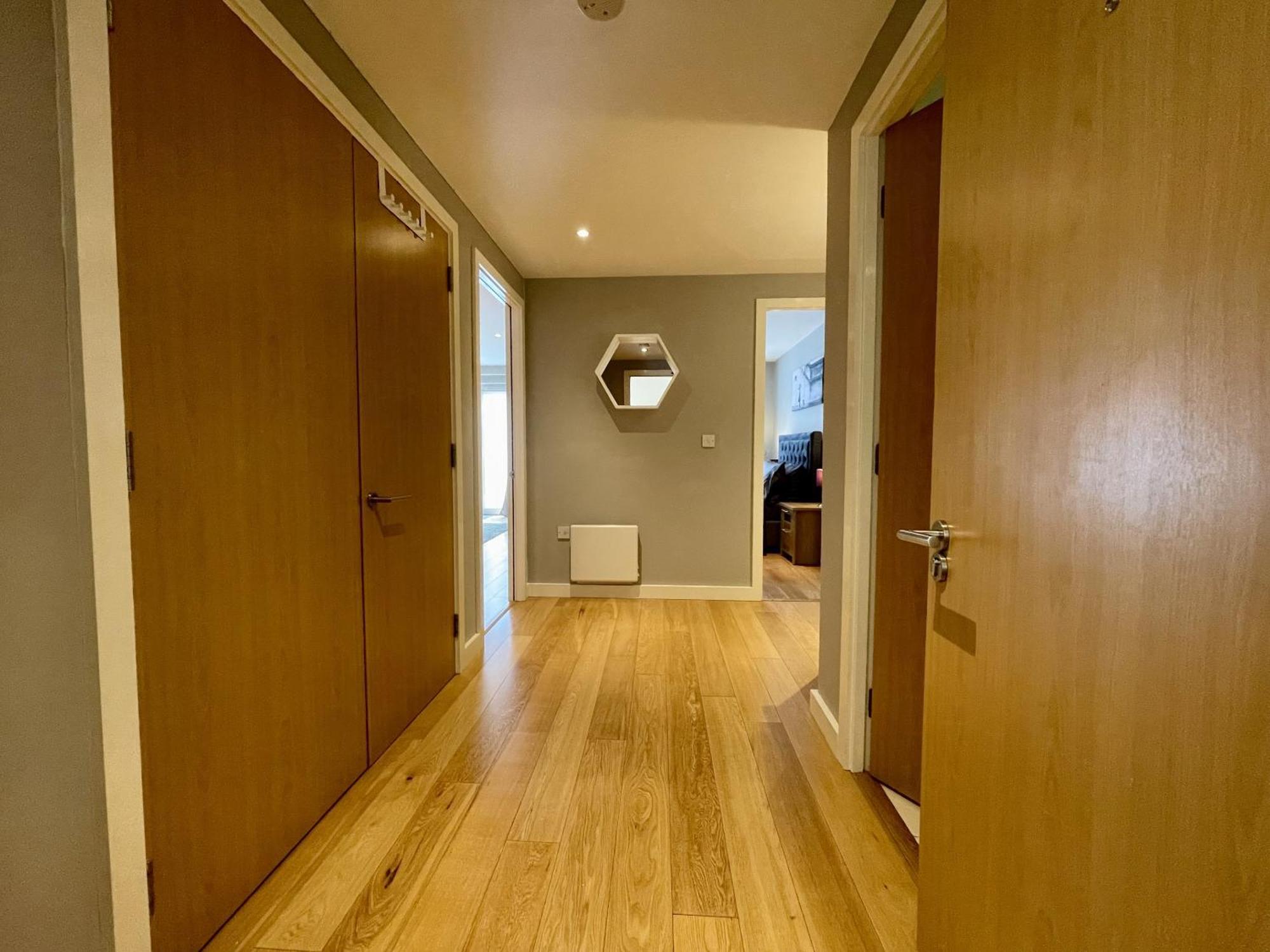 Stunning 2-Bed Town Centre Apartment - Hosted By Hutch Lifestyle 레밍톤 외부 사진